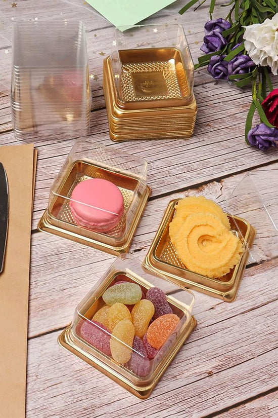 70x70mm Gold Square Base With Clear Lid - TEM IMPORTS™