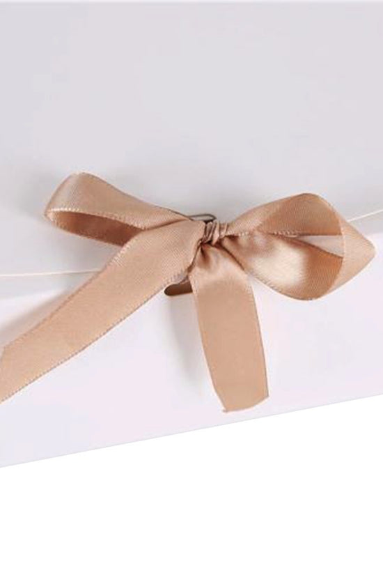 Large Sleek Paper Box With Ribbon - White - TEM IMPORTS™