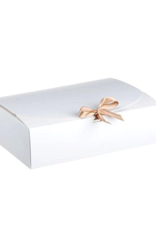 Medium Sleek Paper Box With Ribbon - White - TEM IMPORTS™