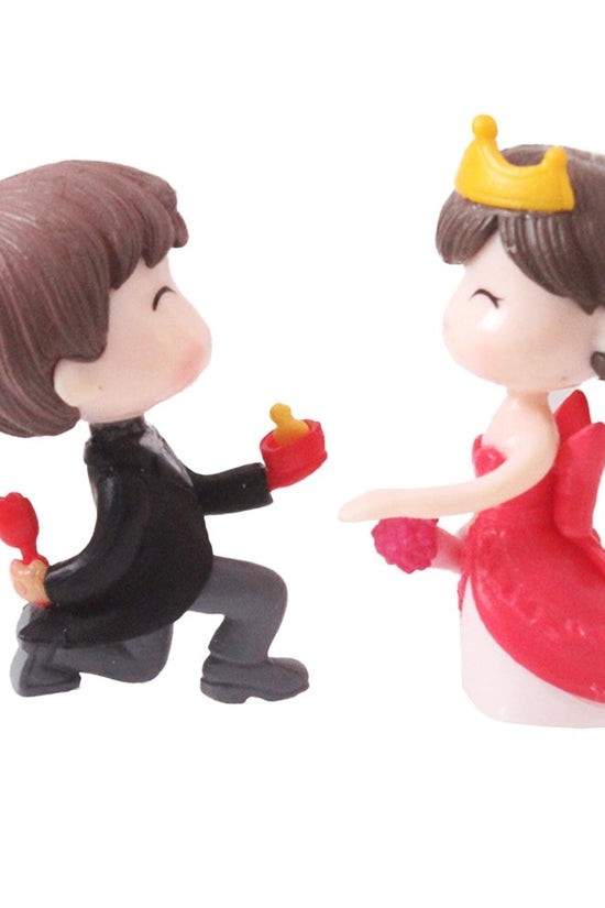 Wedding Couple Red Dress Cake Topper Set